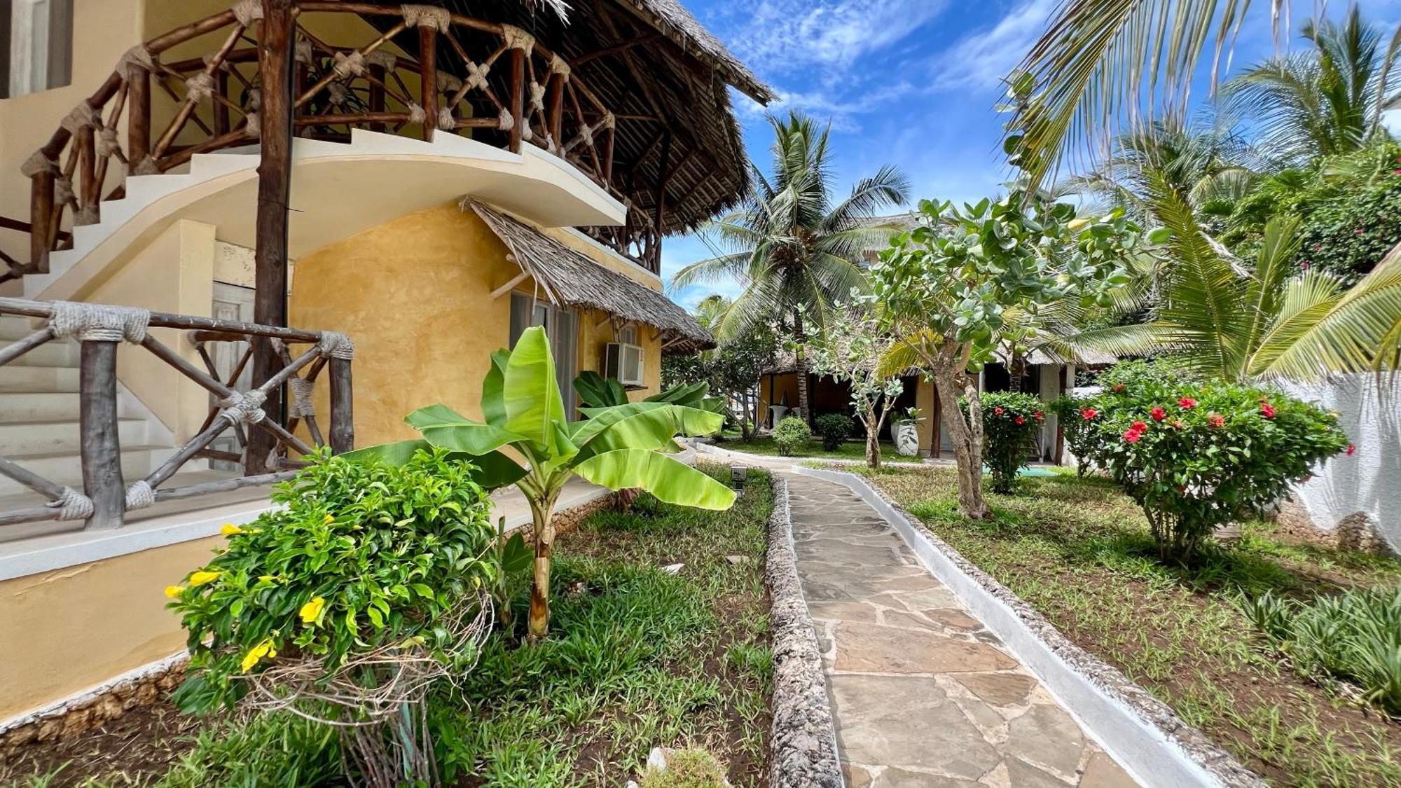 Terrazza Mawe Zuri Resort Watamu Exterior foto